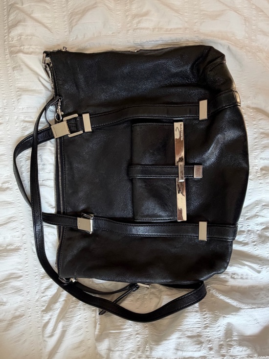 Michael Kors Handbags - Micheal Kors black shoulder bag!